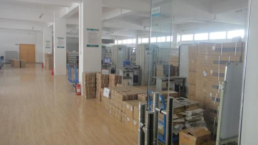 �����Ż�ѡ��һ�����ƻ���İ�ҹ�˾